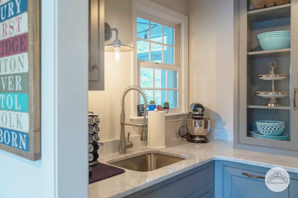 Butler’s Pantry Modern Day MustHaves HighEnd Kitchen Renovations